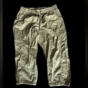 Joe Fresh Green Capris